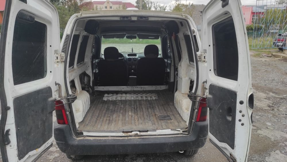 Продам Citroen Berlingo 2005р , 1.4 бензин ( газ вписаний )
