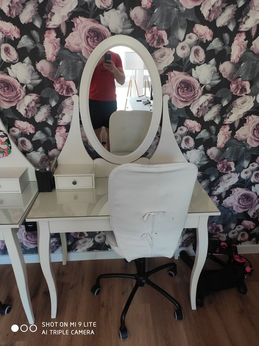 Toaletka Ikea hemnes