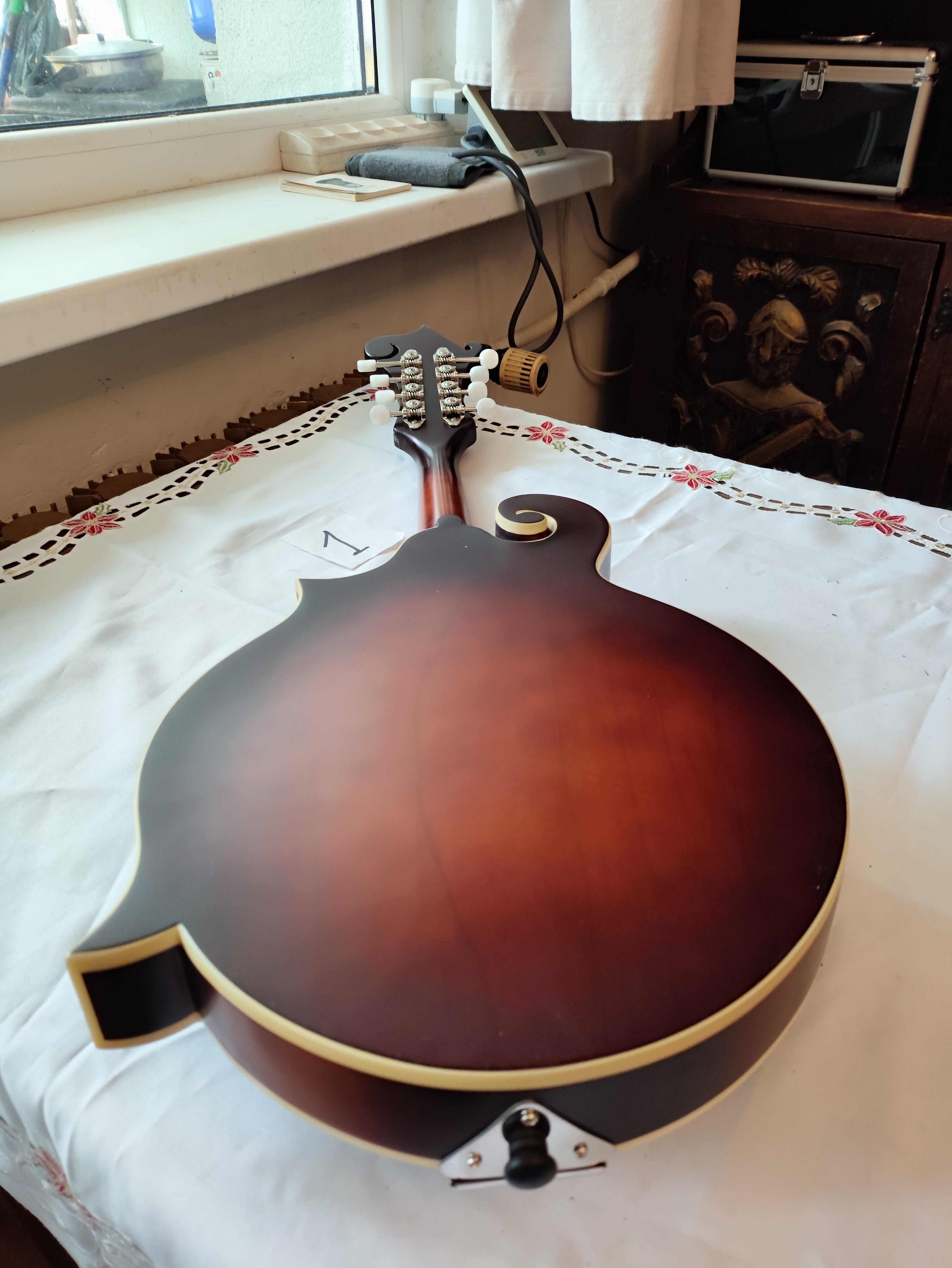 Mandolina The Loar