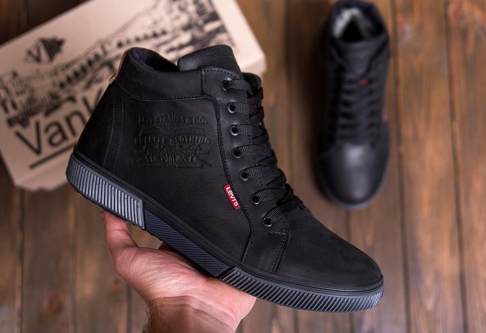 ТОП. Мужские зимние ботинки Levis Classic из натуральной кожи черные