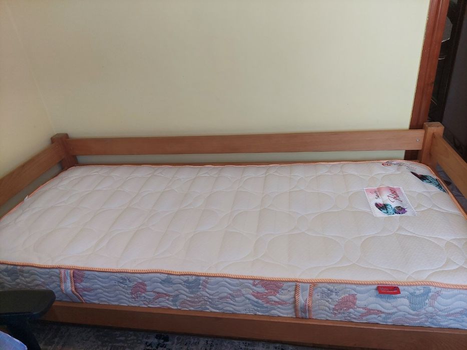 Ліжко підліткове