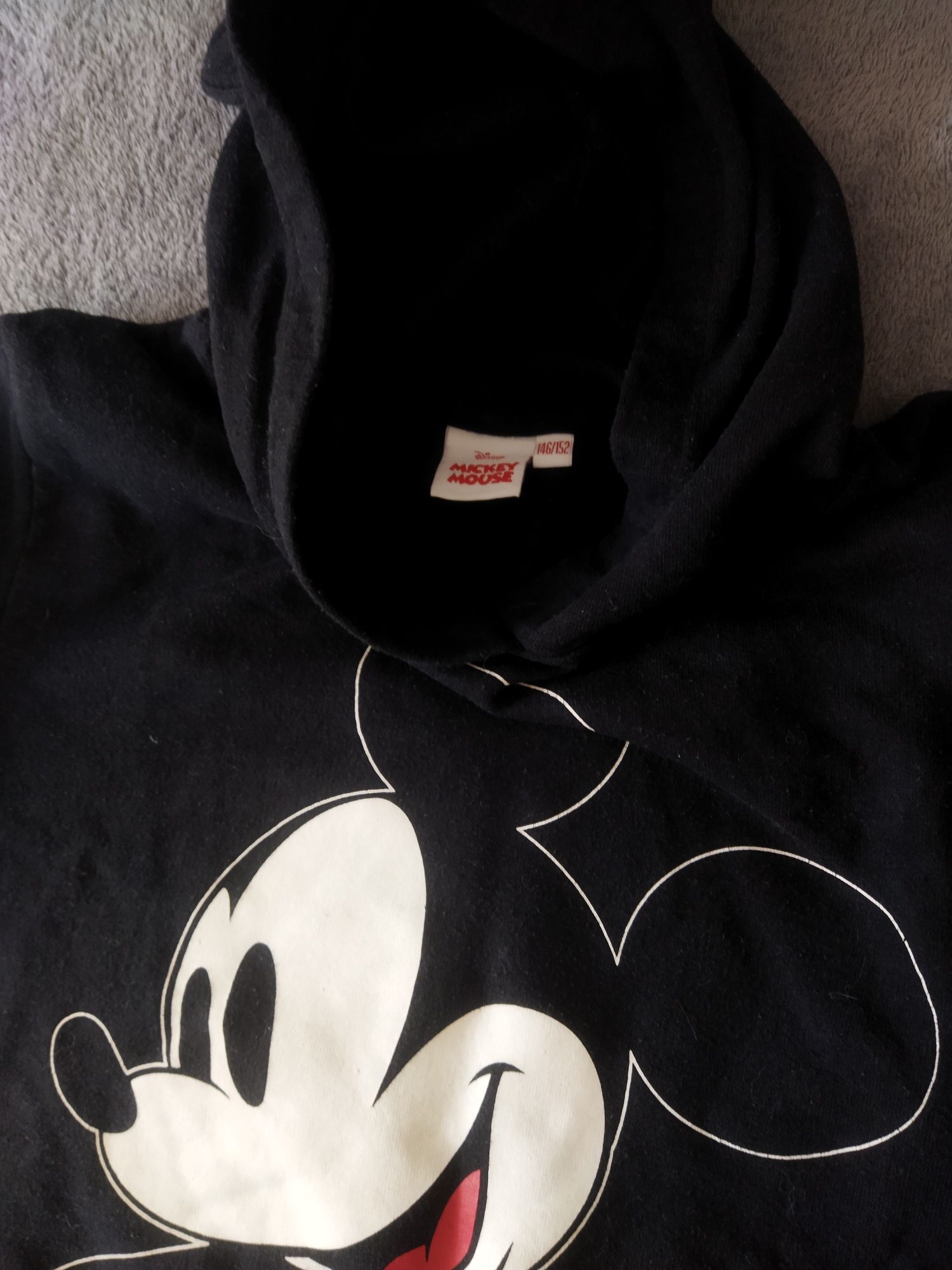 Krótka bluza z kapturem z myszką Mickey