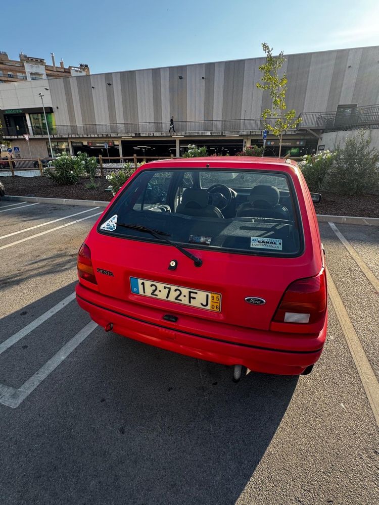 Vende-se Ford Fiesta 1995