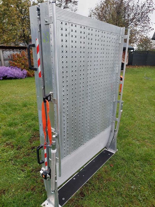 Rampa Załadowcza do busa 300x100x156 Nr 23