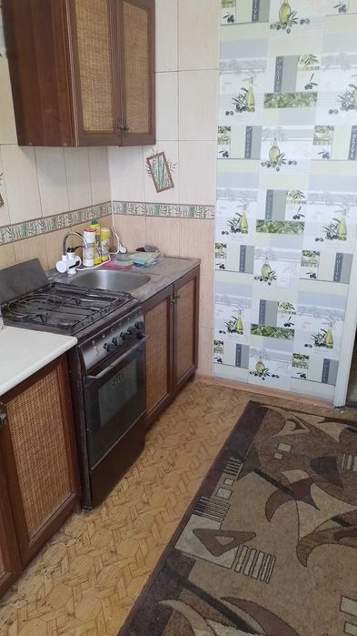 здам 3-кімнатну квартиру довгинцеве