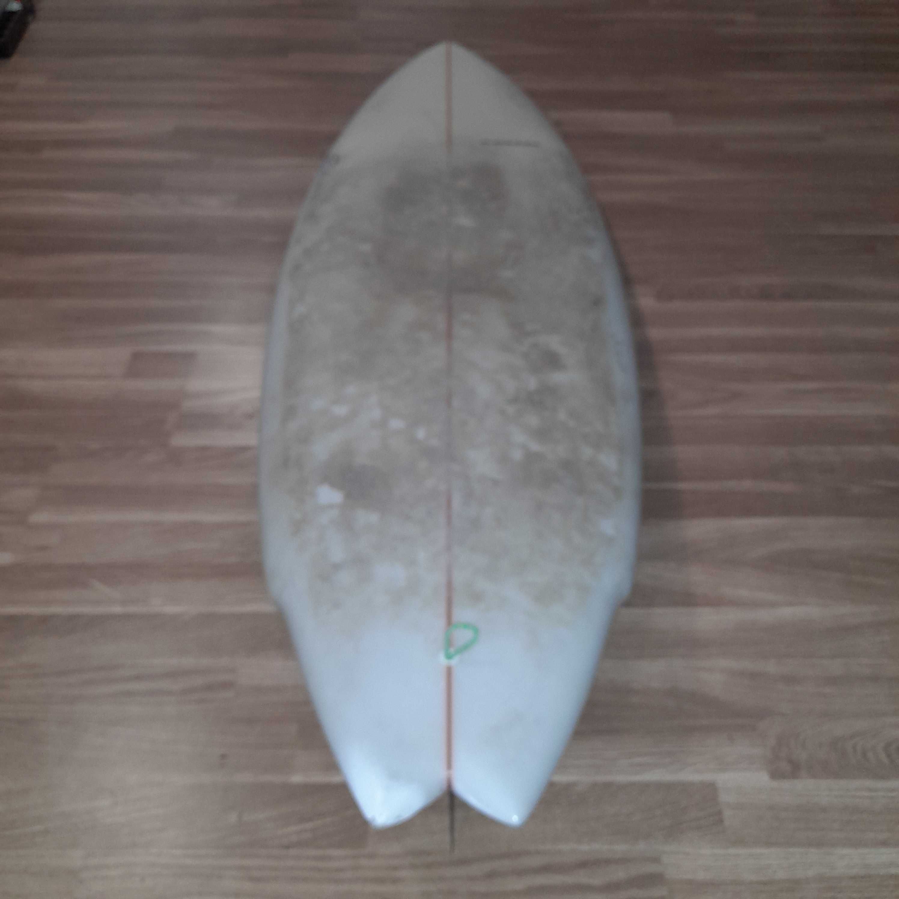 Prancha single fin manila surf designs 6´0´´