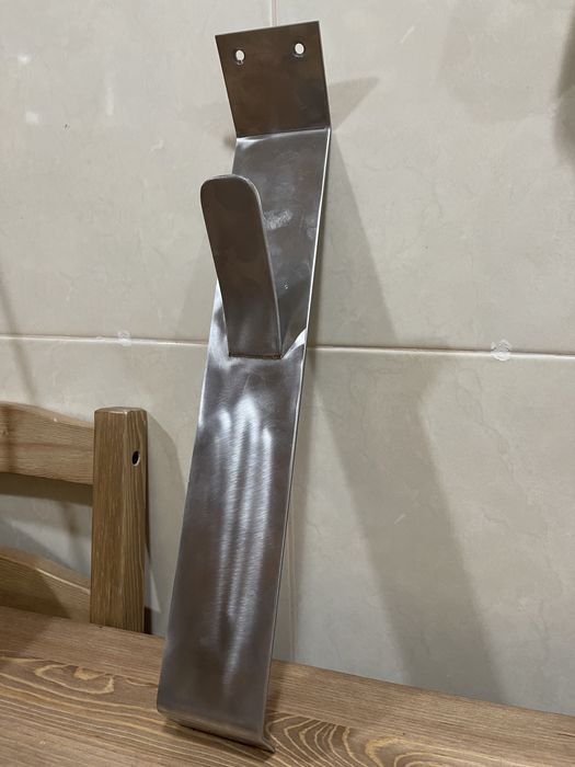 Suporte para pendurar capacete mota