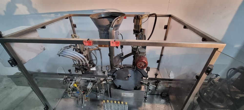 Linha de engarrafamento de vinho, azeite, licores,etc.