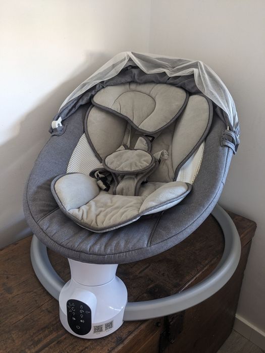 Espreguiçadeira Bebé com Comando e Bluetooth - Hlieeosfcn