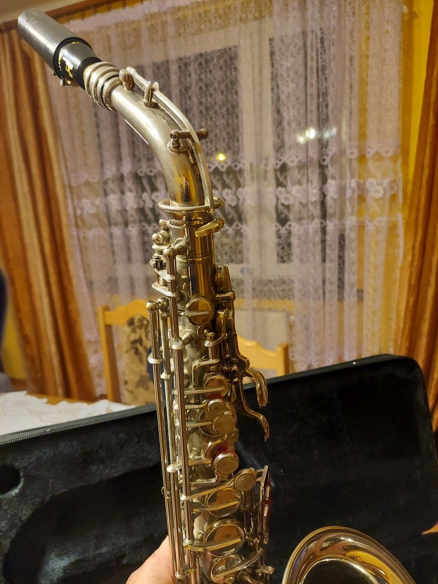 Saksofon altowy Akustik