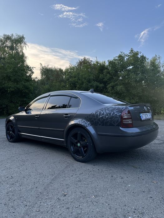 Skoda Superb 2004 р. 2,5 tdi