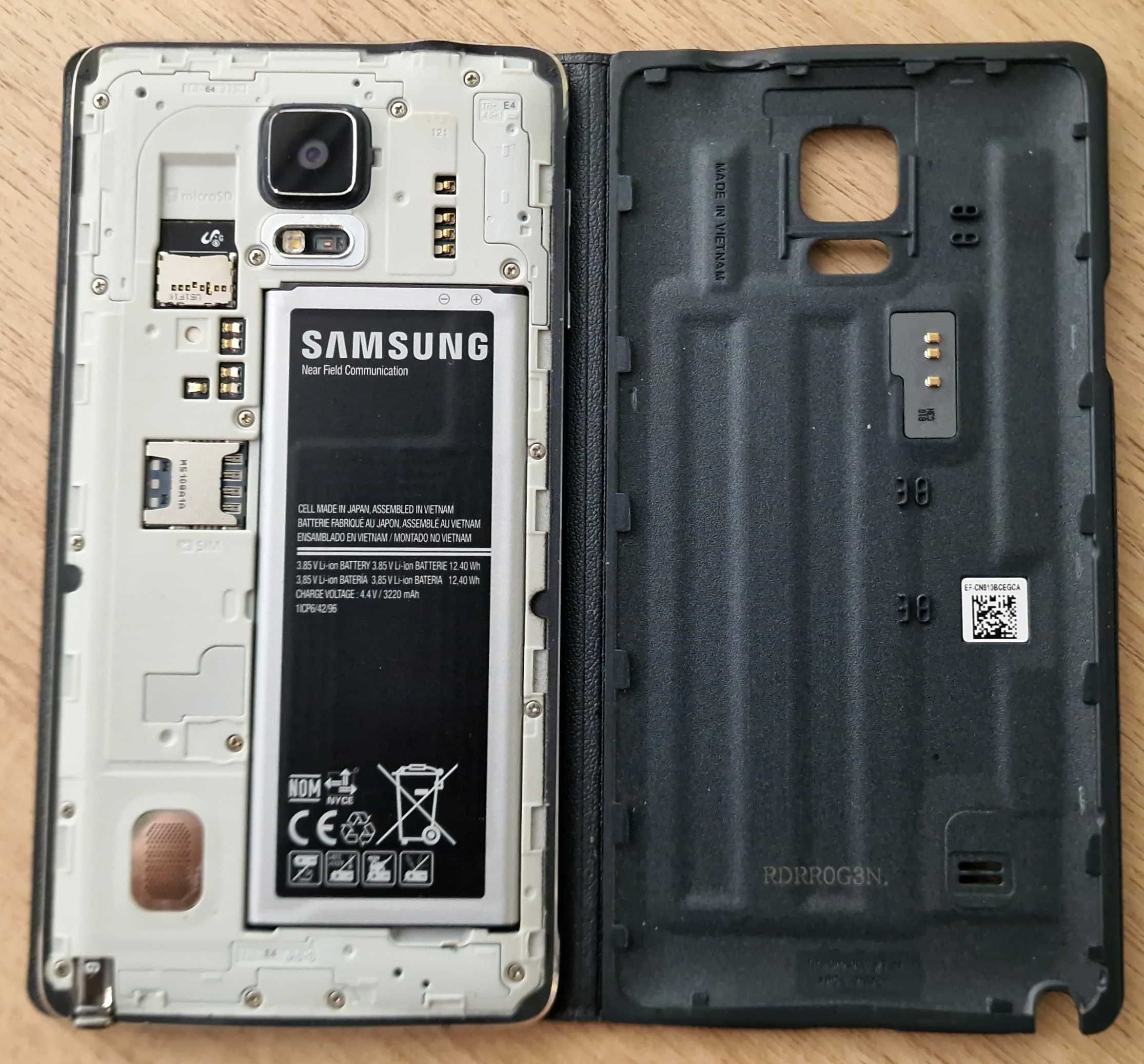 Samsung Galaxy Note 4 + nowe etui + ładowarka i etui na baterię