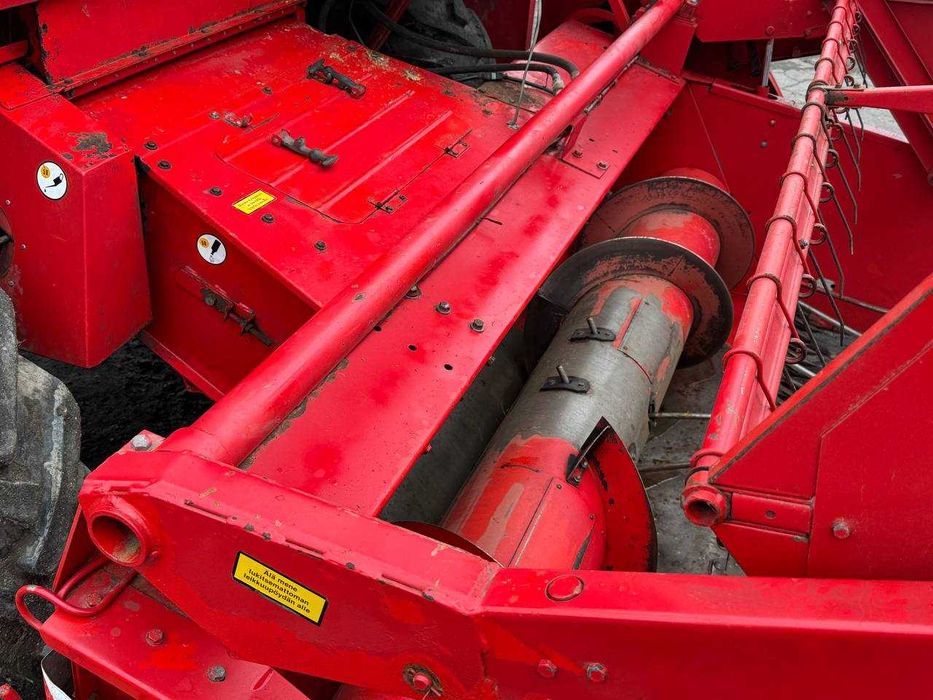 Свіжопривезений комбайн massey ferguson 240 claas,john deere Норвегія