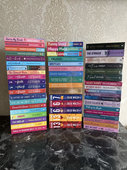 Комплект книг Sarah Maas