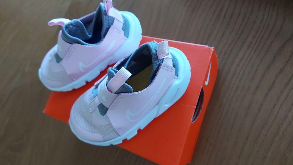 Nike runner różowe  roz 22