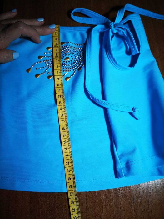 Пляжний костюм з аплікацією