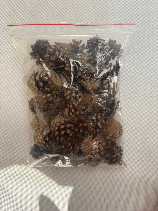 Choinka 220 cm sztuczna sosna z białymi końcówkami jodła diamentowa 2m