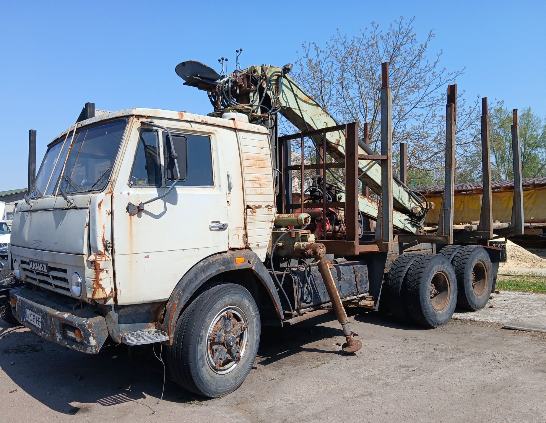 Камаз маніпулятор LOGLIFT 95 лісовоз