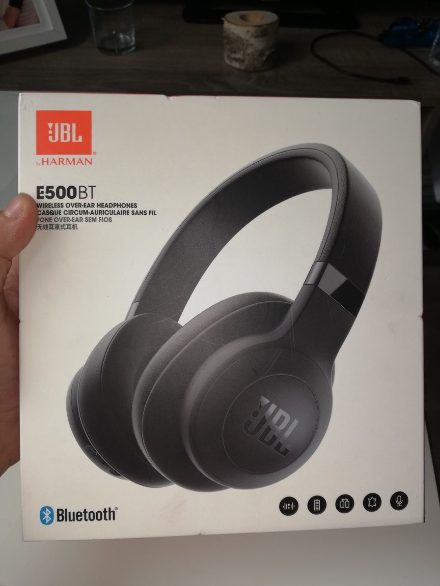 Słuchawki bezprzewodowe JBL E500BT