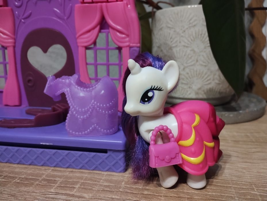 Kucyki My Little Pony butik Rarity i Sweety Belle