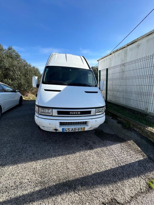 Iveco 35c13 pronta a trabalhar