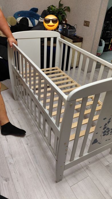 Дитяче ліжко з матрасом