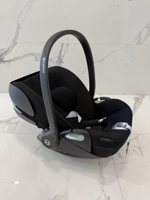 Автокрісло Cybex cloud T i-SIZE чорне + БАЗА