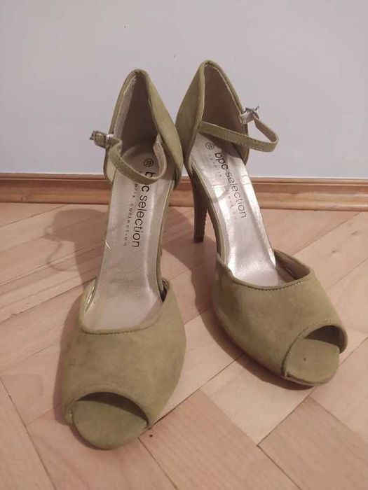 Zielone szpilki r. 39 Bonprix