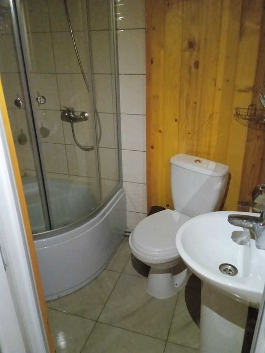 Відпочинок у Верховині у Карпатах кімнати подобово