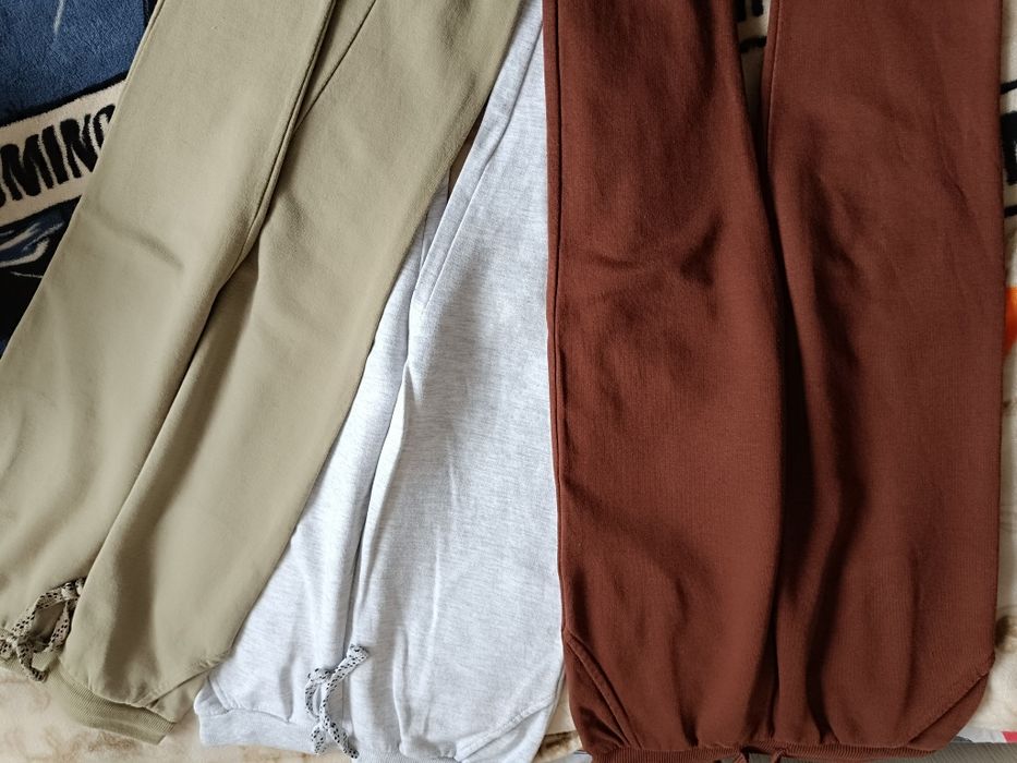 Zestaw 12 spodni dresowych dla dzieci 134