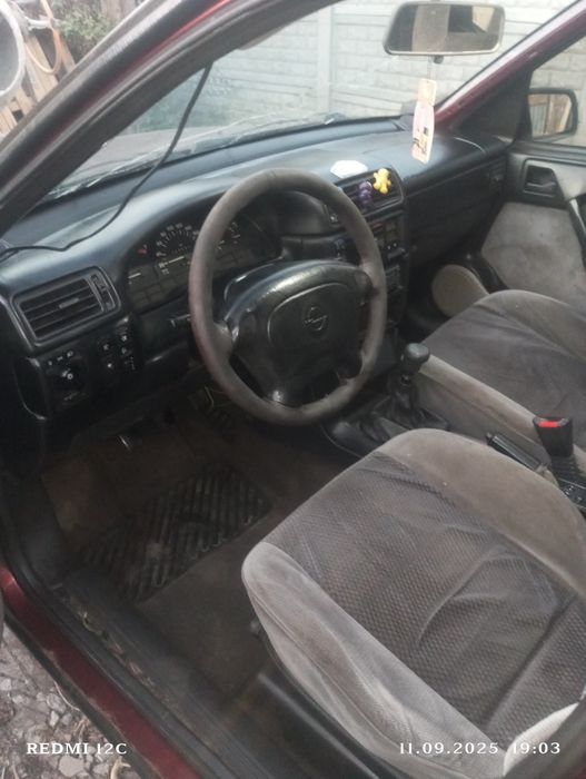 Продам opel vectra a комплектация cdx