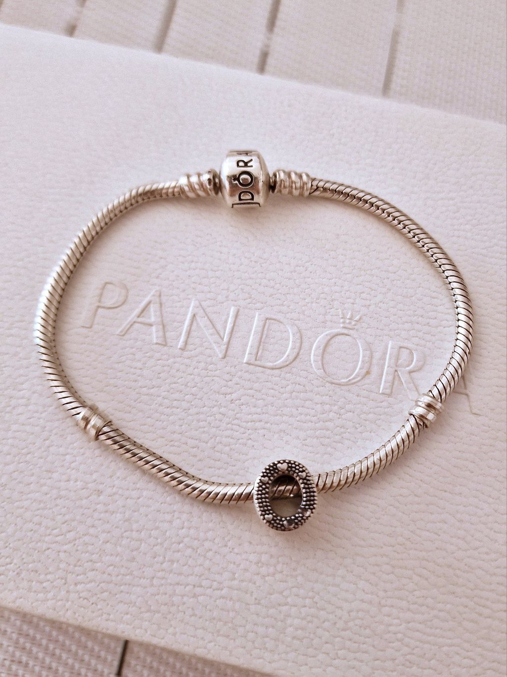 Pulseira com conta Original da Pandora tamanho 21