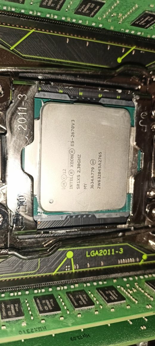 Комплект Xeon e5 2670 v3 + 32гб озу + материнка MR9A