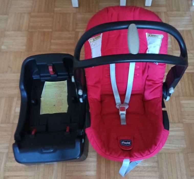 Cadeira bebé (auto, até 13 Kg). CHICCO.