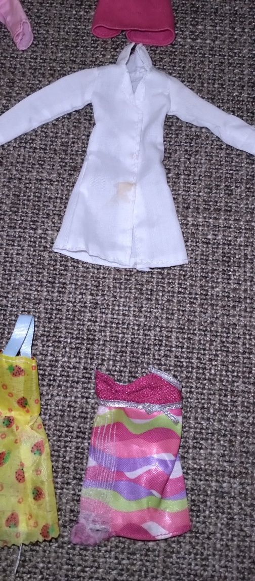 Lote roupas Barbie