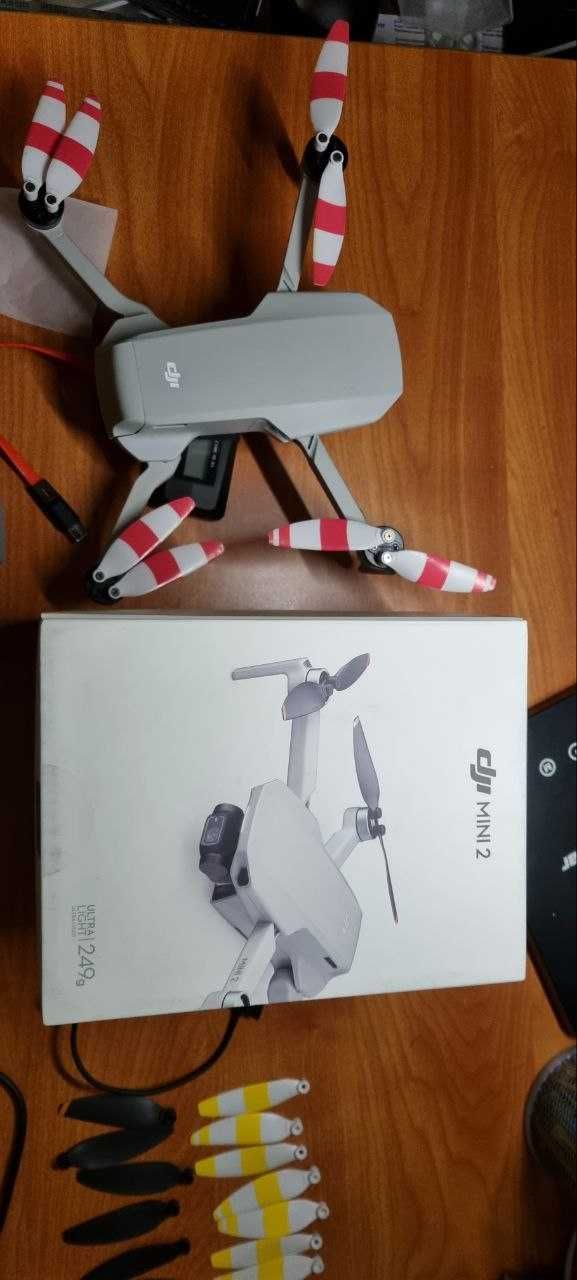 Квадрокоптер DJI Mavic Mini 2