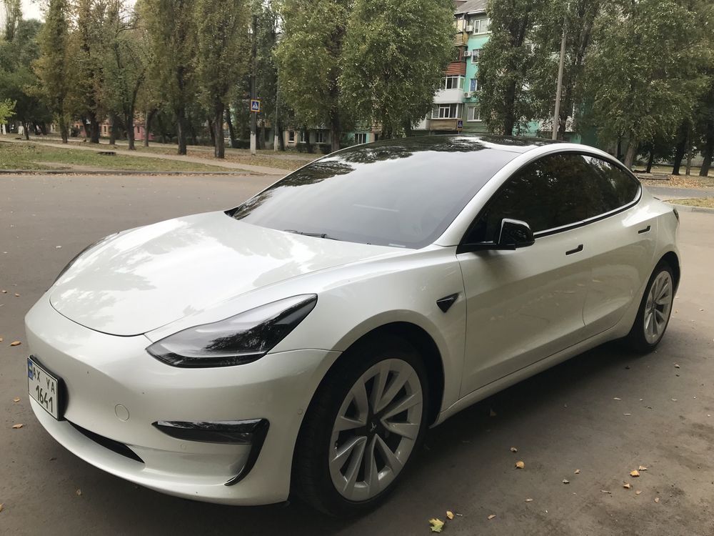 Tesla model 3 Long Range Dual Motor