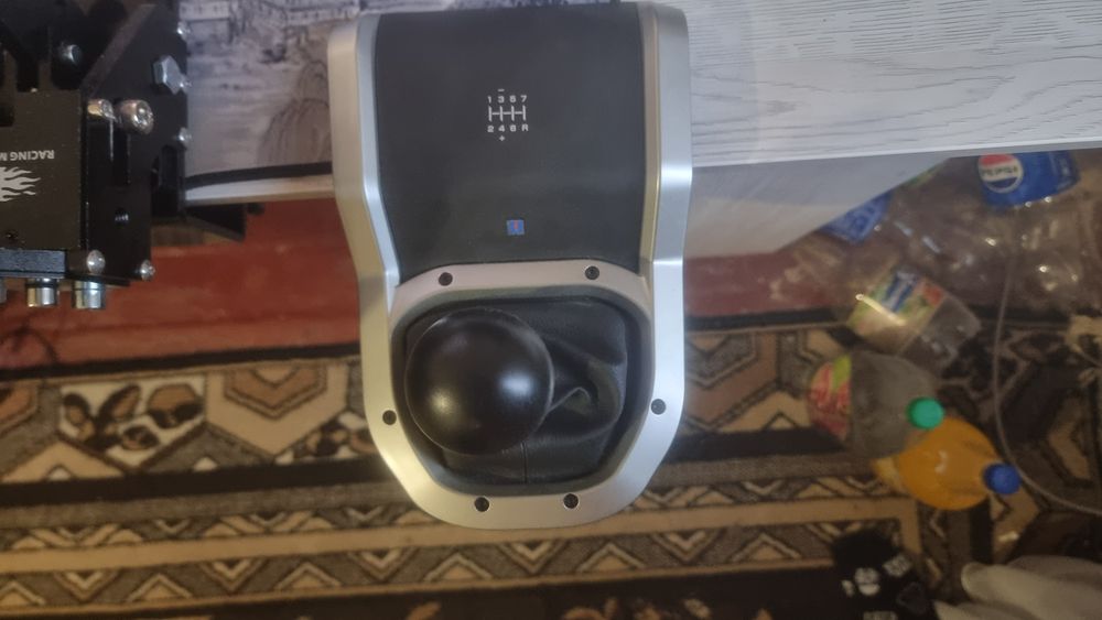 Игровой руль Thrustmaster T300 Alcantara Edition | Кпп и ручник