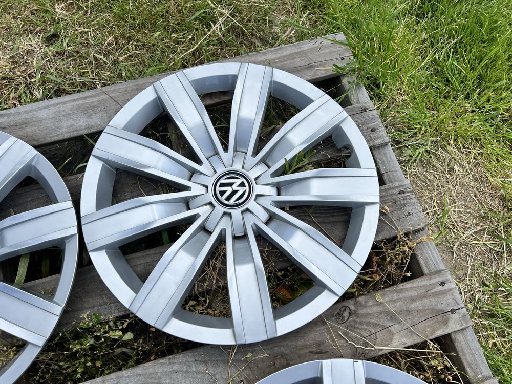 Komplet oryginalnych kołpaków VOLKSWAGEN o średnicy 17"