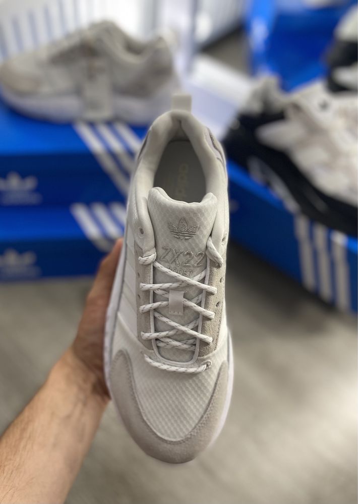 Кросівки Adidas ZX 22 Boost