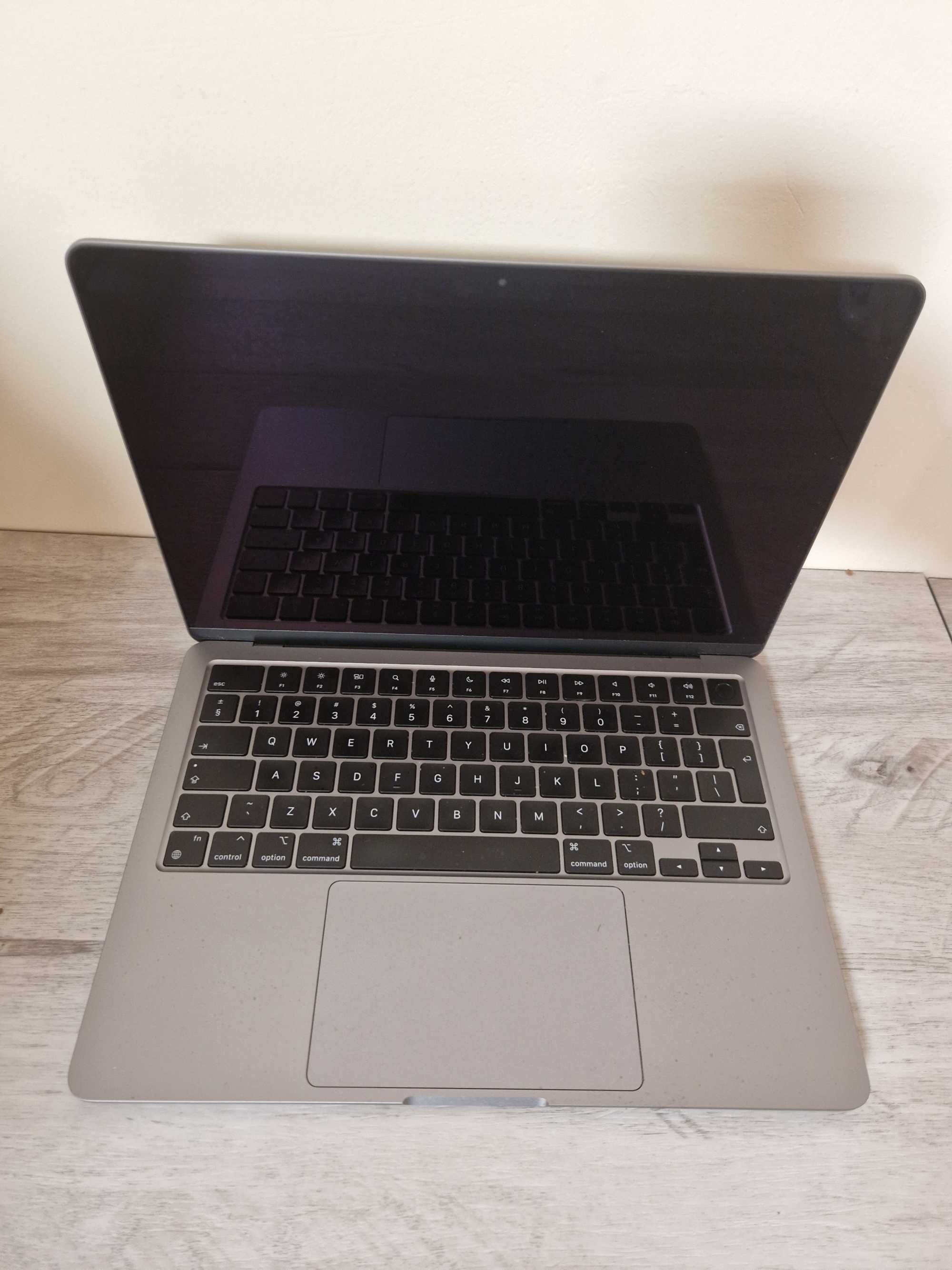 Laptop APPLE MacBook Air 13 M2/8GB/256GB SSD/8C GPU/macOS