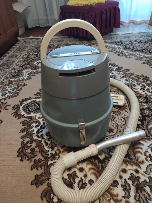 Пылесос AUDRA в рабочем состоянии