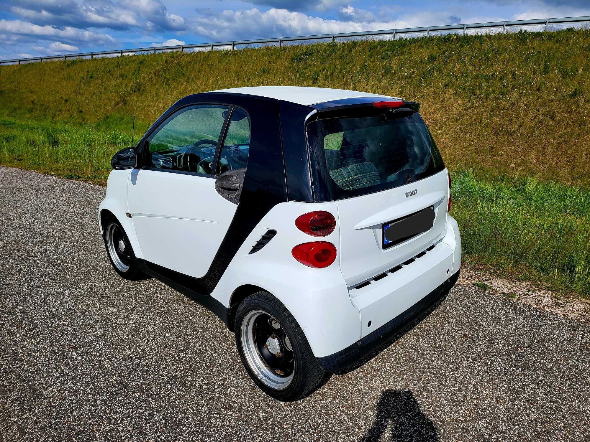 SMART FORTWO II  1.0 B klima radio automat  SUPER STAN