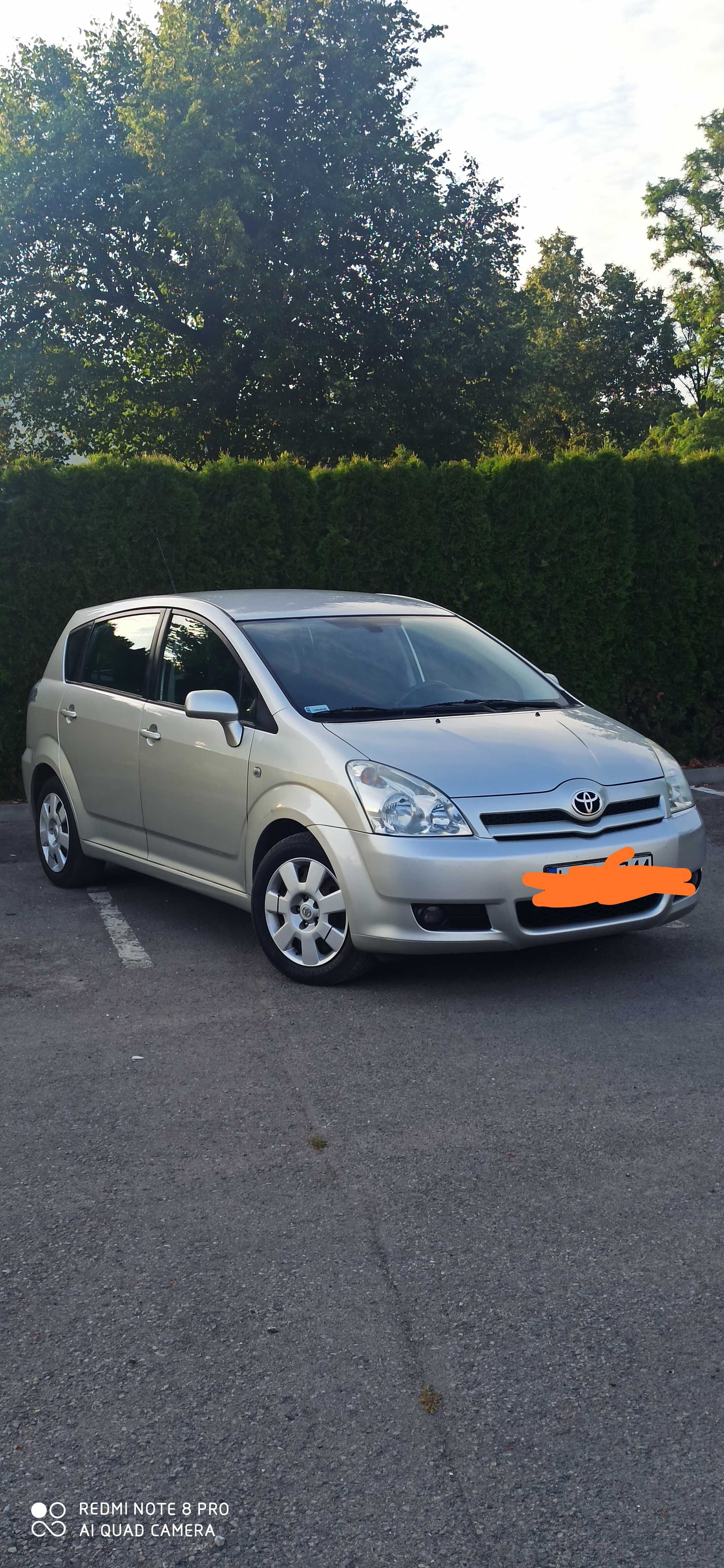 Samochód Toyota Corolla Verso
