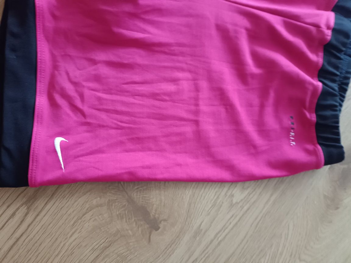 Nike różowe damskie spodenki rozm S