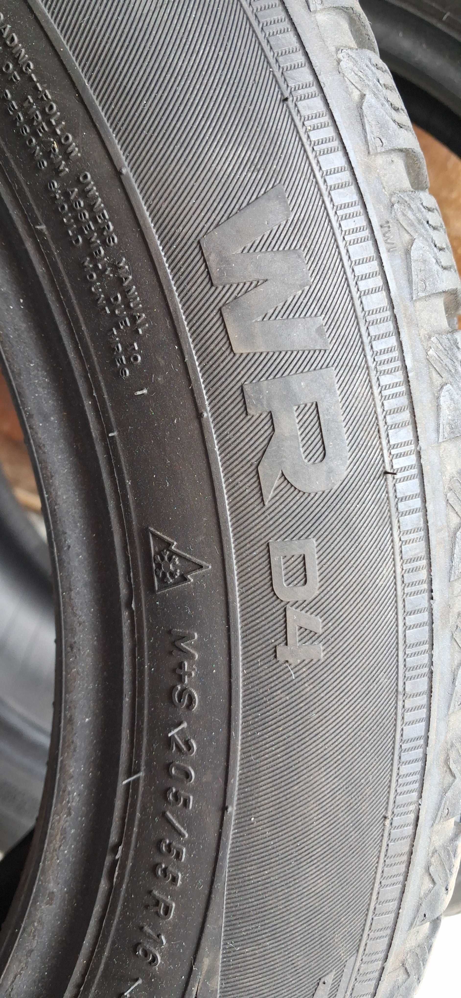Dwie opony zimowe Nokian 205 55r16 91h WR D4