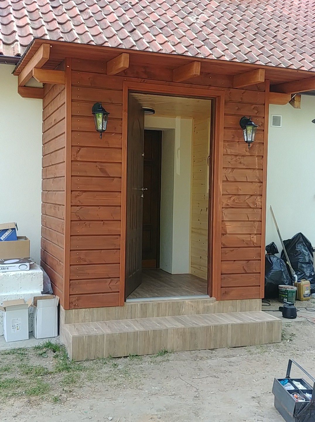Adamur Remonty ,wykończenia, konstrukcje kompozyt drewno