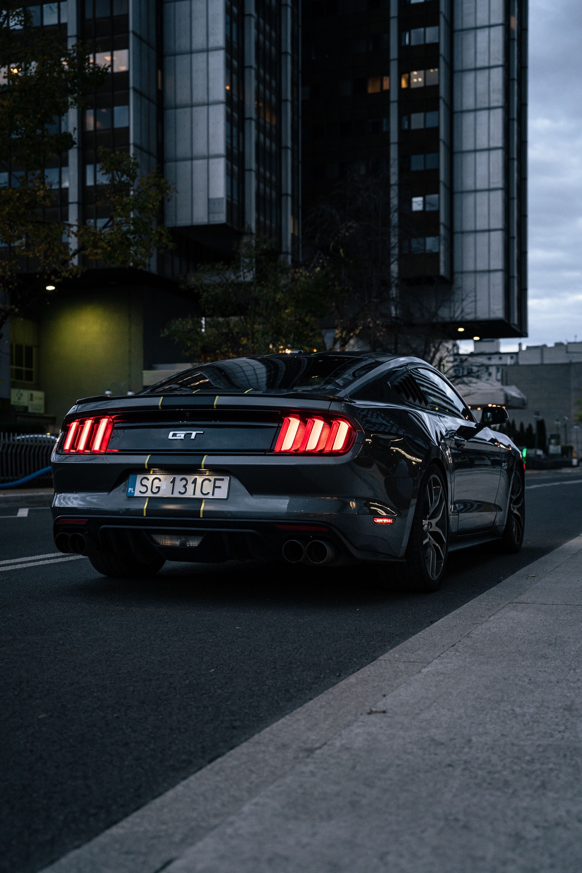 Wynajem Ford Mustang GT 5.0 V8 WYDECH bez kaucji wypożyczalnia