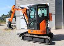 Minigiratória Hitachi ZX 26U de rastos (como nova)