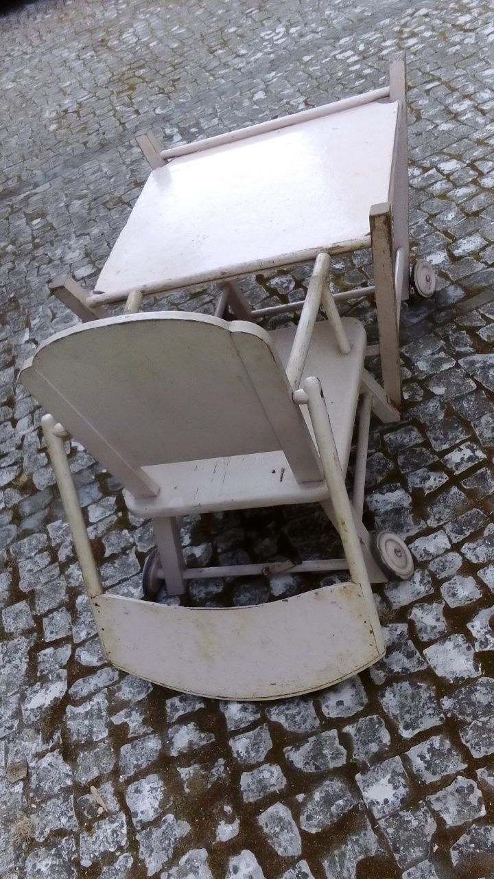 Cadeira vintage da papa e de atividades anos 40/50 vendo ou troco